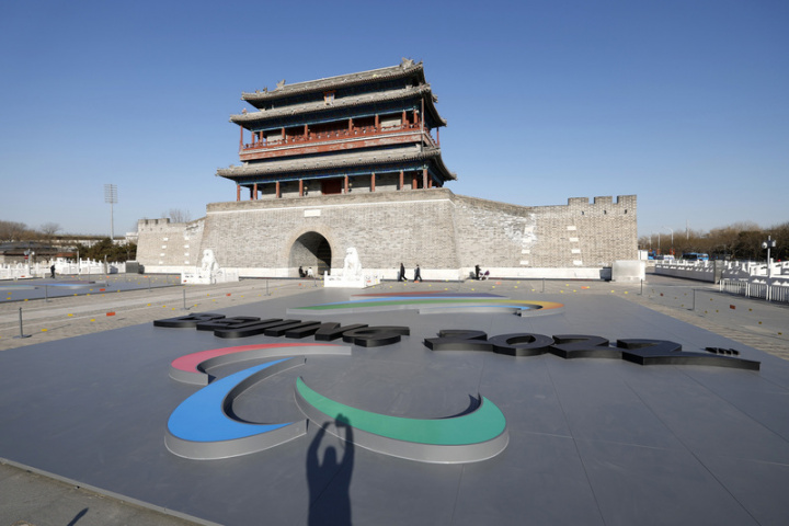 （示意圖）圖為北京永定門廣場 設置奧運會徽