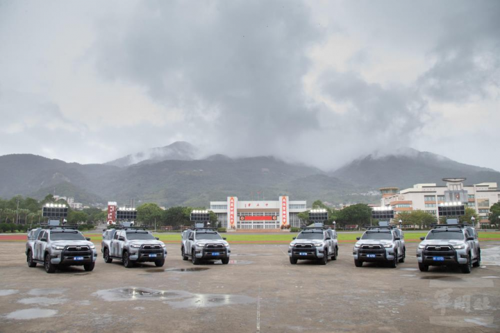 心戰大隊新式野戰喊話車。（軍聞社記者林庭暉攝）
