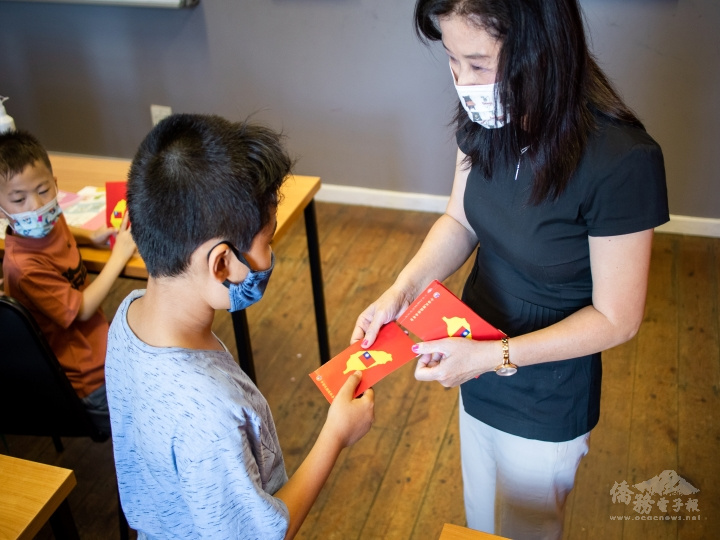 快來領壓歲錢囉