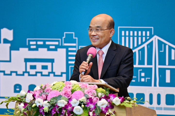 行政院長蘇貞昌出席中華民國中醫師公會全國聯合會第92屆國醫節慶祝大會