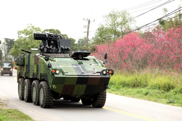 陸軍裝甲586旅日前實施戰備偵巡訓練。（陸軍裝甲586旅提供）