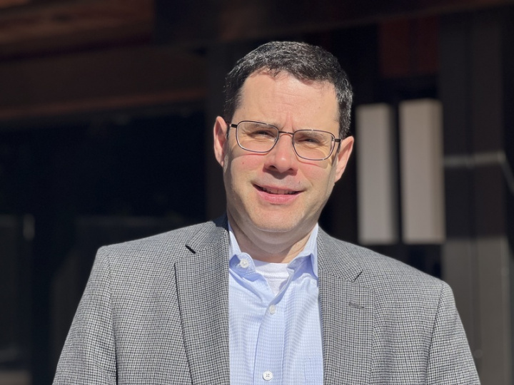 胡佛學者歐斯林21日在史丹佛大學表示，中共侵台沒有一定的時間表，找到機會隨時可能犯台。