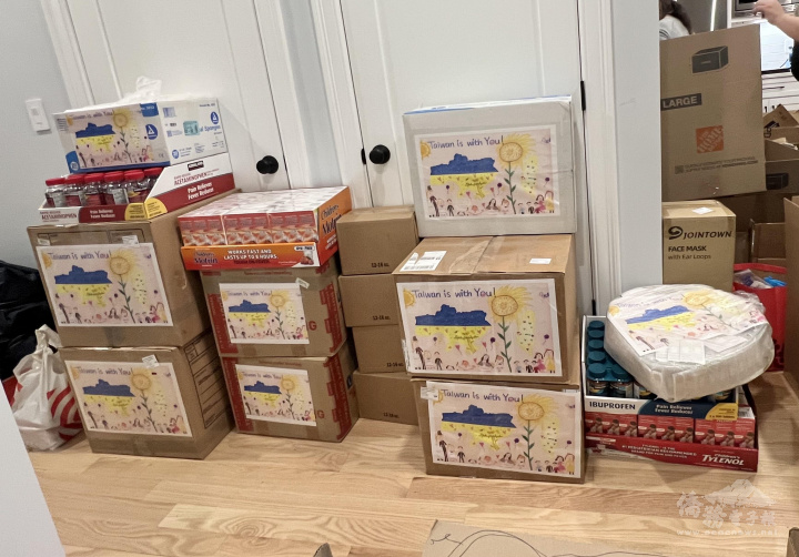 大波士頓地區僑胞們捐贈援助烏克蘭的醫藥物資成果豐碩 (照片提供：汪雅雲)