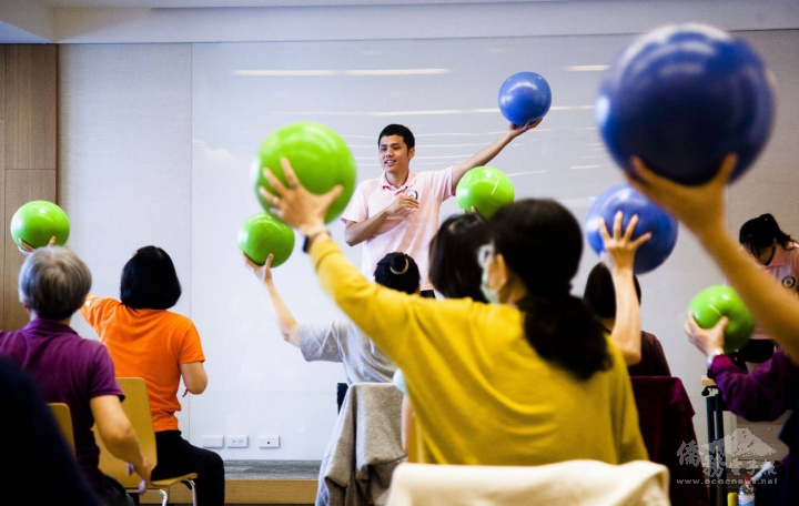 張富肯服務社團帶動活動情景