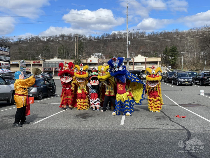 梅山舞獅團的表演