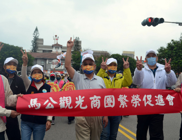 花火 千人遊行為澎湖花火節暖身 觀光 僑務電子報