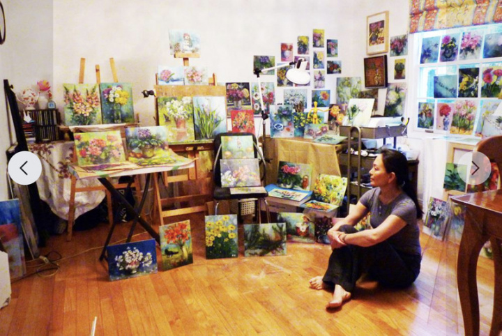 台裔畫家陳岳琳堅信，藝術要走入生活平常百姓家、「取之於社會，用之於社會」，希望能用她的畫，帶一點影響給周遭朋友。（陳岳琳提供）