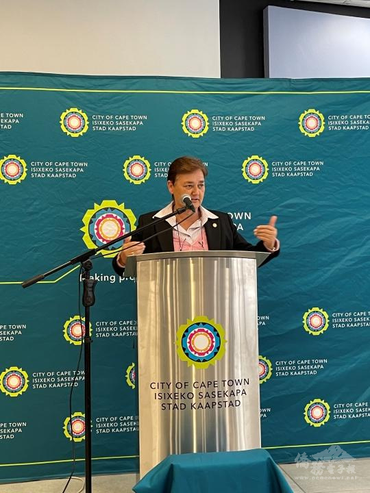 開普敦市議長 Felicity Purchase感謝我國長期協助 