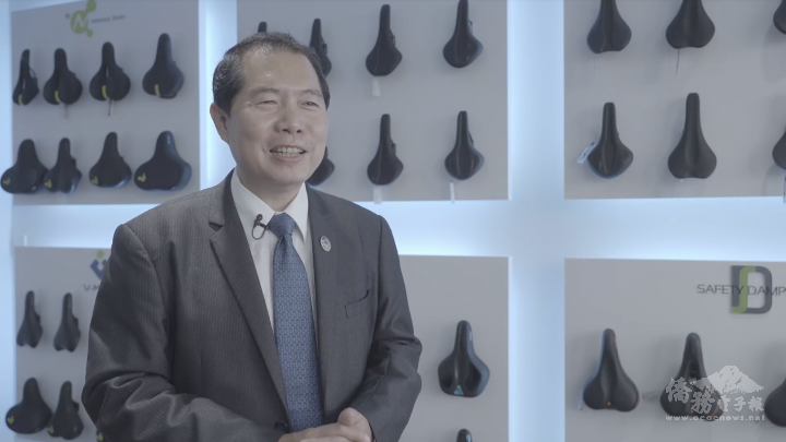 蔡文瑞感謝當年海外信保基金的傾力相助，期盼持續帶領公司在國際突破成長