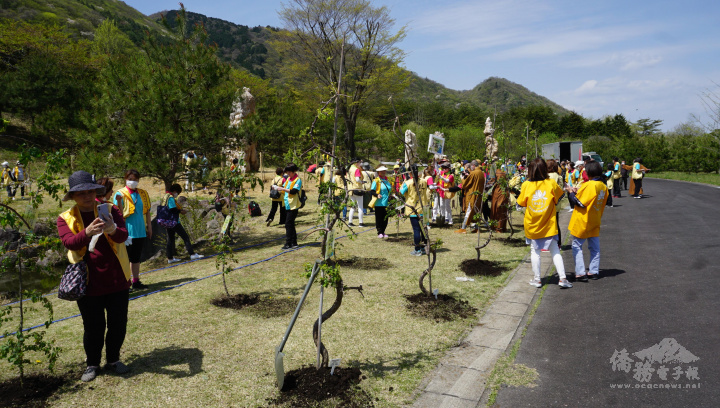 這次一共種下108棵樹