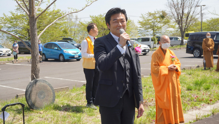 李世丙肯定法水寺的付出