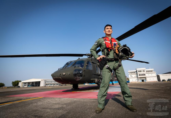 空軍第四聯隊救護隊高振耀士官長