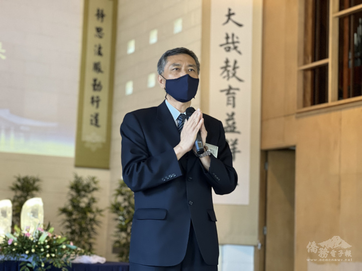 慈濟基金會加東分會執行長鄭楊河師兄於5月8日佛誕節．母親節．慈濟日三節合一浴佛典禮活動中感謝大家長年以來對慈濟加東分會的護持