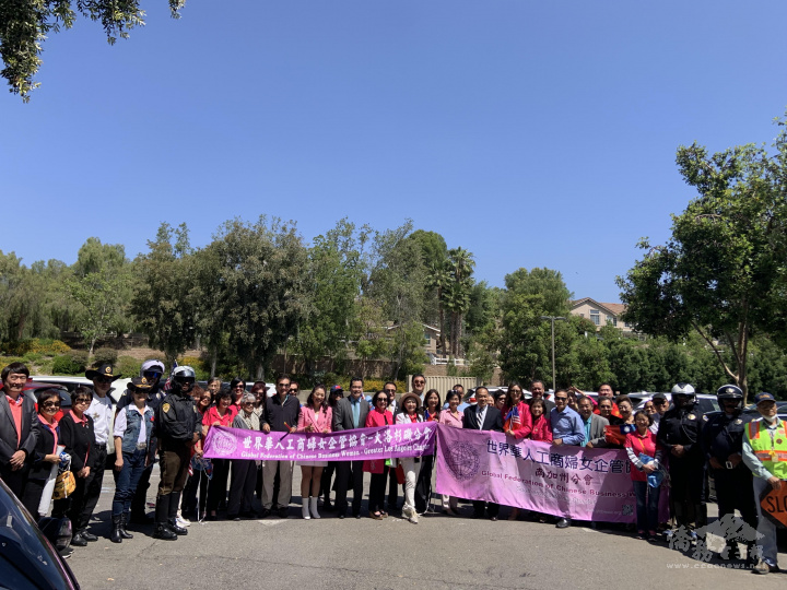 世華大洛杉磯分會及南加分會舉辦車隊大遊行 南加州僑界聲援支持臺灣參與WHA