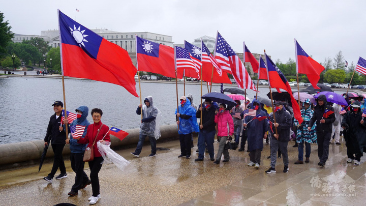僑胞踴躍參與集會遊行，感謝美國會通過法案支持臺灣參與WHA