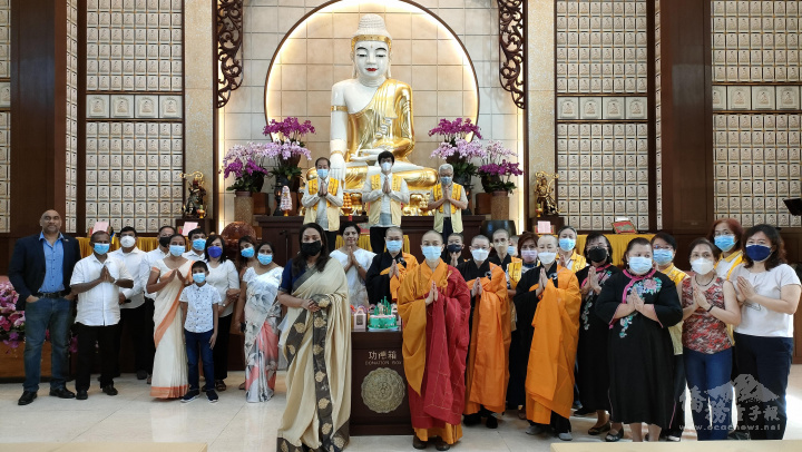 菲律賓佛光山慶祝佛誕節暨母親節活動貴賓與主辦單位全體合影