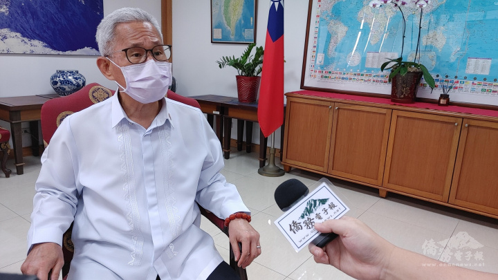 中華民國駐菲大使徐佩勇接受僑務電子報志工專訪