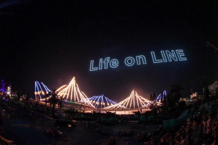 為期2個月的2022澎湖國際海上花火節6月30日晚間閉幕，將有LINE FRIENDS主題的700架無人機科技燈光秀。（澎湖縣政府提供）