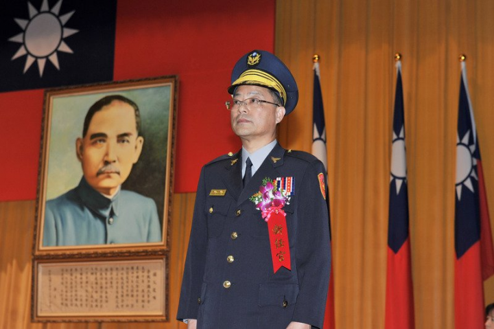 行政院已核定由高雄市警局長黃明昭接任警政署長。