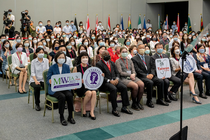 蔡英文總統24日上午出席「第32屆國際女醫師協會世界代表大會開幕式」