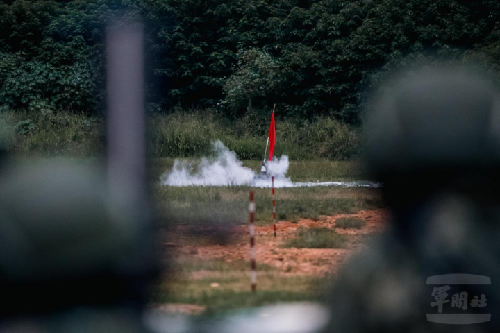 訓練彈精準命中目標區。 （青年日報提供）
