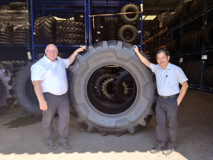 黃代表參訪Kenda-Starco公司