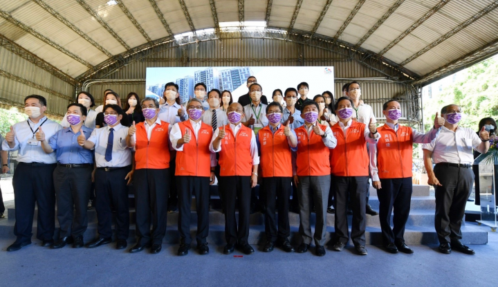 行政院長蘇貞昌視察中央興辦文山景美社會住宅預定地