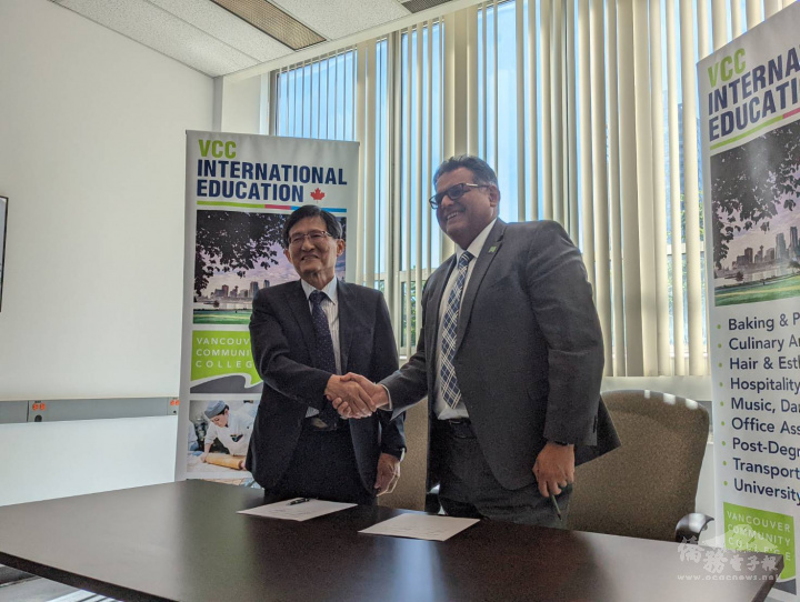 VCC的Ajay Patel校長 (左)、王昭雄副校長(右)