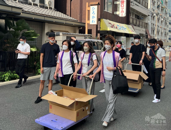 出發送便當予露宿街頭的勞動者