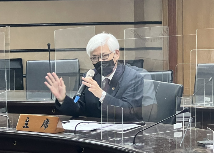 111年地方公職人員選舉估選舉人1,930萬人，全台設置1萬7,648處投開票所