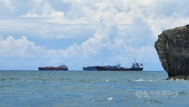 Ships are pictured near the coast of Kaohsiung, southern Taiwan Thursday. CNA photo Aug. 4, 2022