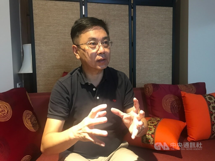 Taiwan's Forestry Bureau chief Lin Hwa-ching tells CNA how he shared Taiwan's blockchain-based log tracing system at APEC. CNA photo Aug. 26, 2022