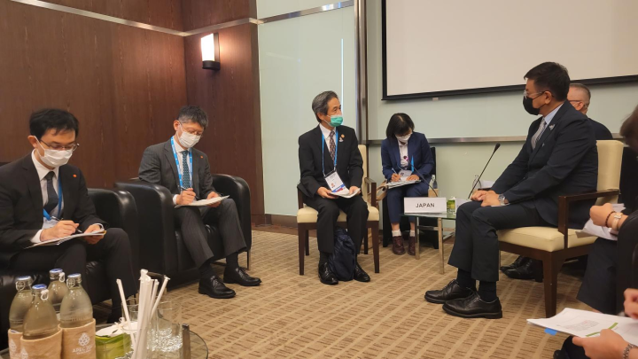 代表團與日方代表團雙邊照片