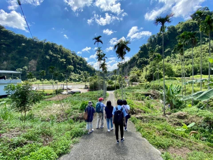 歡迎熱愛客籍文學及臺灣這片土地的民眾，一起步行見證，認識、閱讀李喬大師的作品