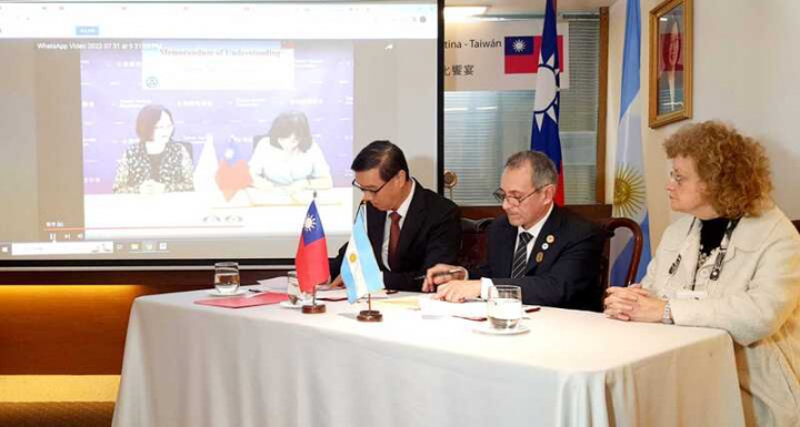 阿根廷全國護理聯合會與台灣護理學會3日線上簽署合作備忘錄。阿根廷盼汲取台灣護理經驗，提升護理師照護能量及工作環境。圖為簽署會場。