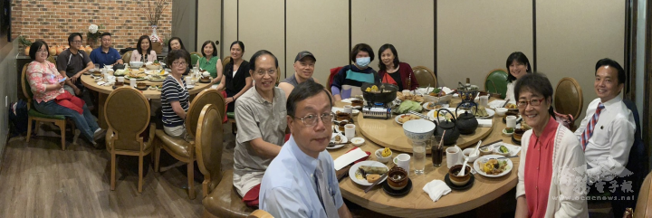 大華府地區中文學校聯誼會幹部及校長們合影