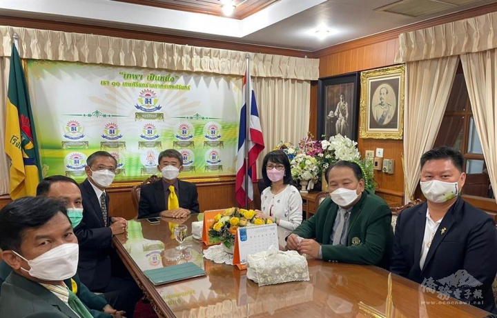 拓展新南向政策 龍華科大與泰國7校簽MOU