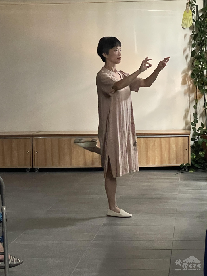 王如萍專業舞者舞出女性意識表達