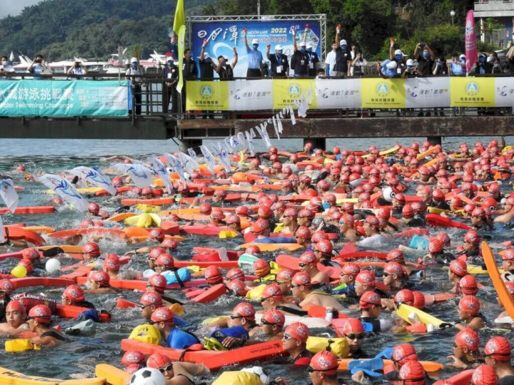 Swimmers participating in the 8th Sun Moon Lake Open Water Swimming Championship. Photo courtesy of the Nantou County Government