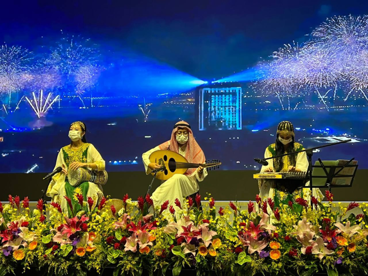 沙烏地阿拉伯駐台商務辦事處於慶祝建國92週年晚宴現場安排樂團演奏阿拉伯傳統音樂。