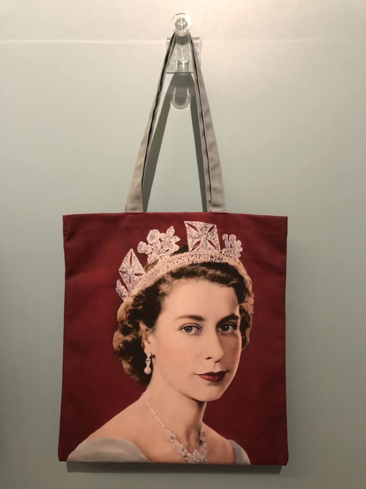 'Queen bag' sold out at National Portrait Gallery exhibition in Taiwan