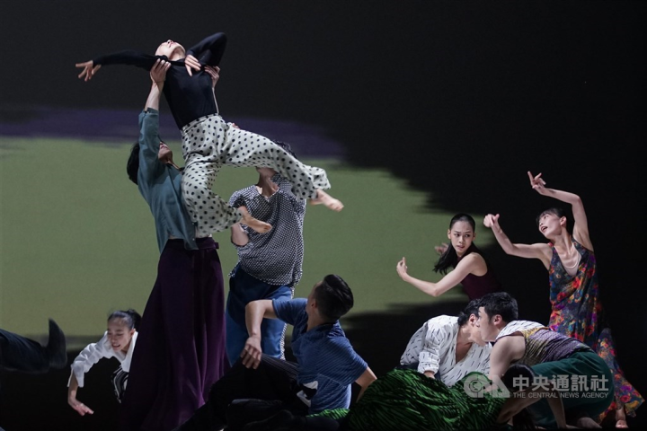 Cloud Gate Dance Theatre brings back open-air show to Taipei