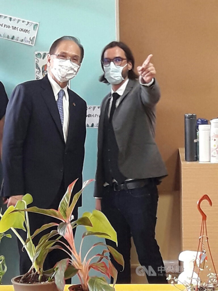 legislative-speaker-you-visits-new-french-school-in-taipei-english-news