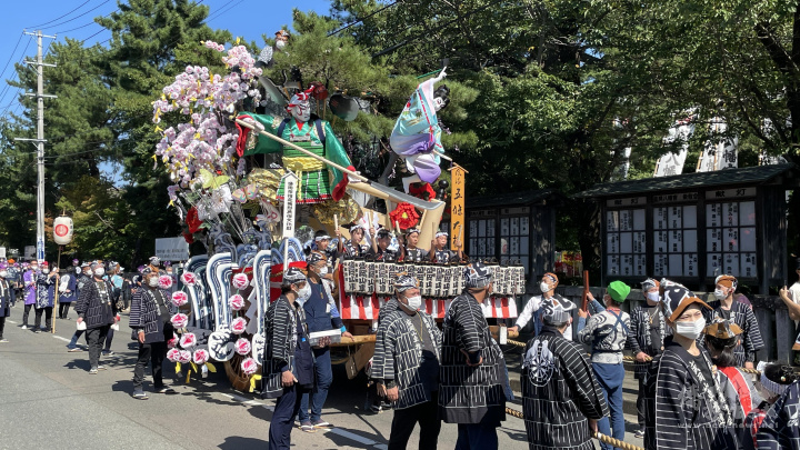 擁有300多年歷史的盛岡山車遊行