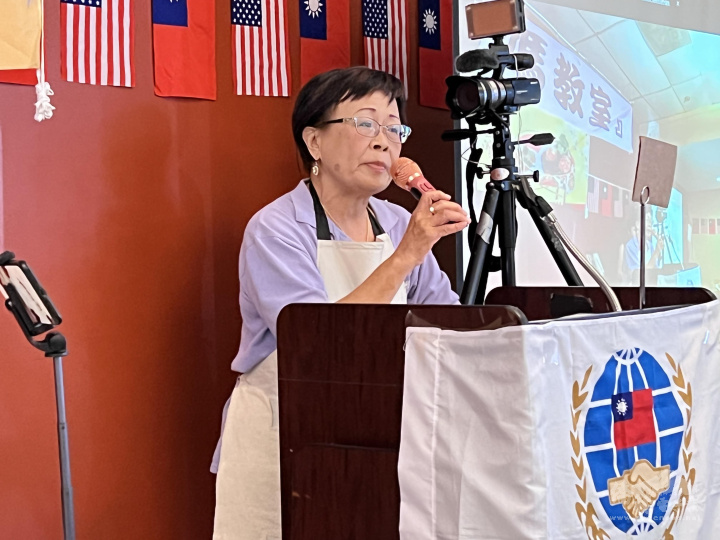 媽媽教室創辦人高玉麗致歡迎詞