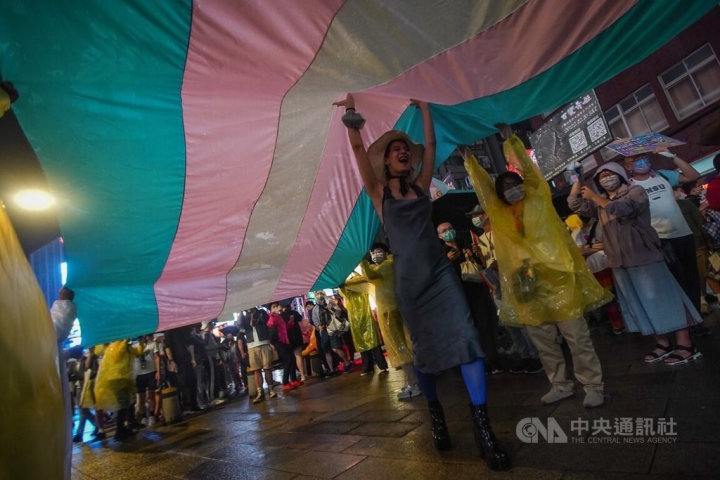 Around 3,000 people march in Taipei to support transgender community