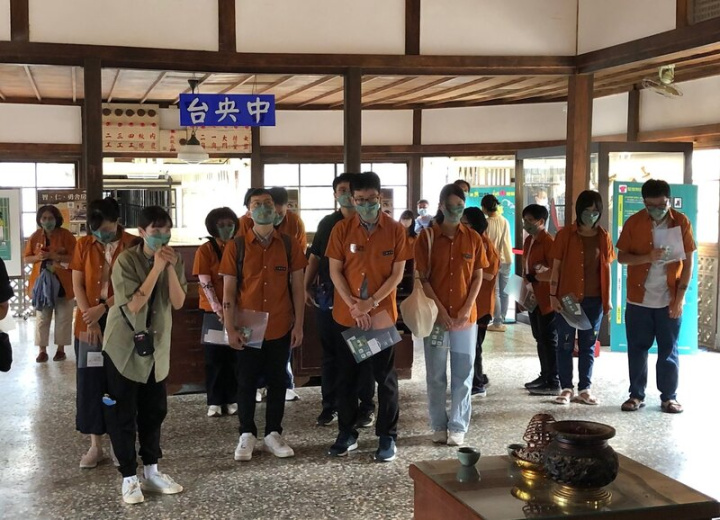 嘉義監獄7日起辦理囚禁體驗，首度在國定古蹟嘉義 舊監獄開放舍房監禁實境體驗，參與活動民眾先參觀 國定古蹟設備。