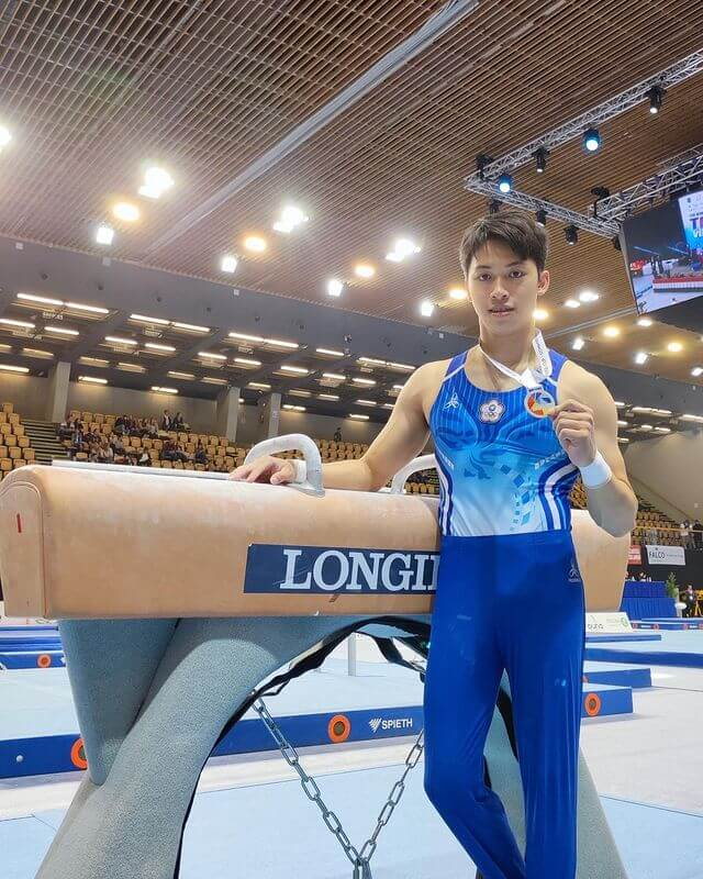 台灣鞍馬好手蕭佑然2日在匈牙利舉行的世界盃挑戰賽桑波特哈站鞍馬決賽拿下銀牌。（圖取自instagram.com/yu_jan_1209）