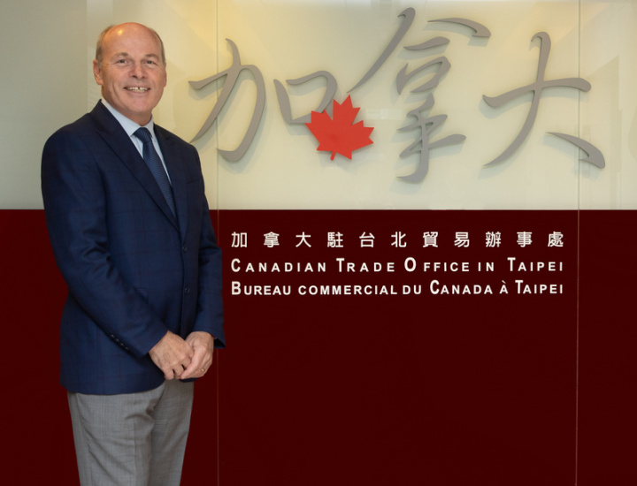 新任加拿大駐台代表倪傑民（Jim Nickel）表示，在面對全球地緣政治各種難題時，台加關係的核心基礎更形重要；台加共享民主法治、自由經濟市場等價值，是台加關係「黏劑」（glue）。