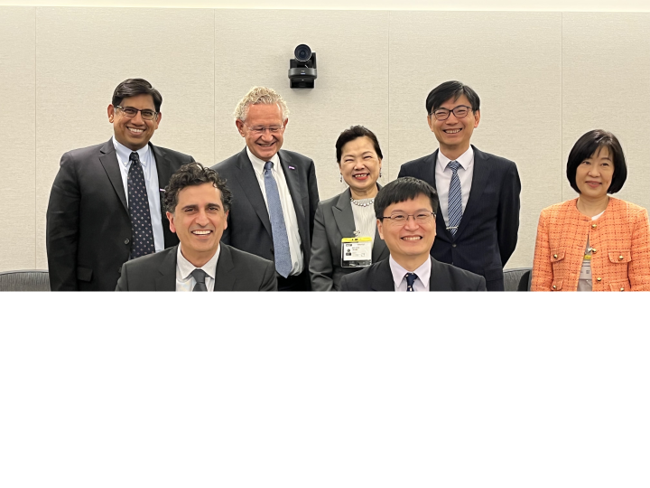 在王部長見證下，工研院與Synopsys簽訂合作備忘錄。